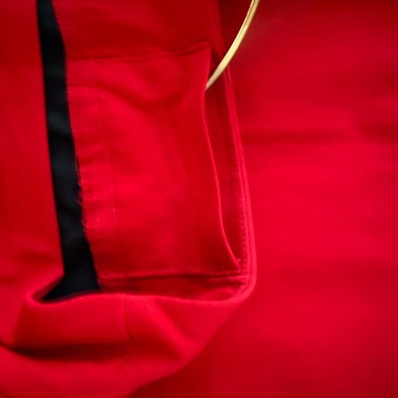 Chico’s “So Slimming” red crop pant Chico’s size 2 - Picture 8 of 11